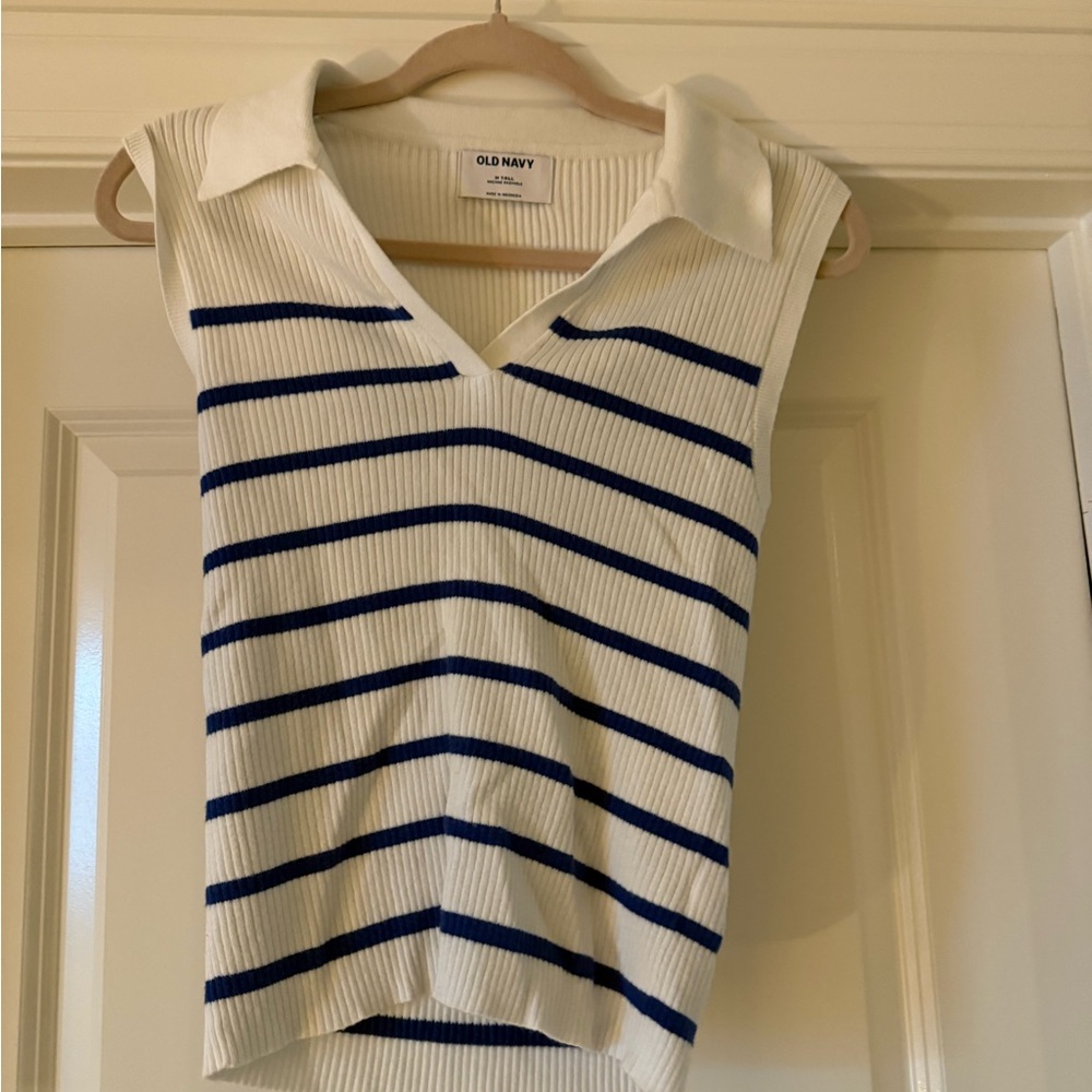 Old Navy Ribbed Knit Top with Blue Stripes - barely worn!!